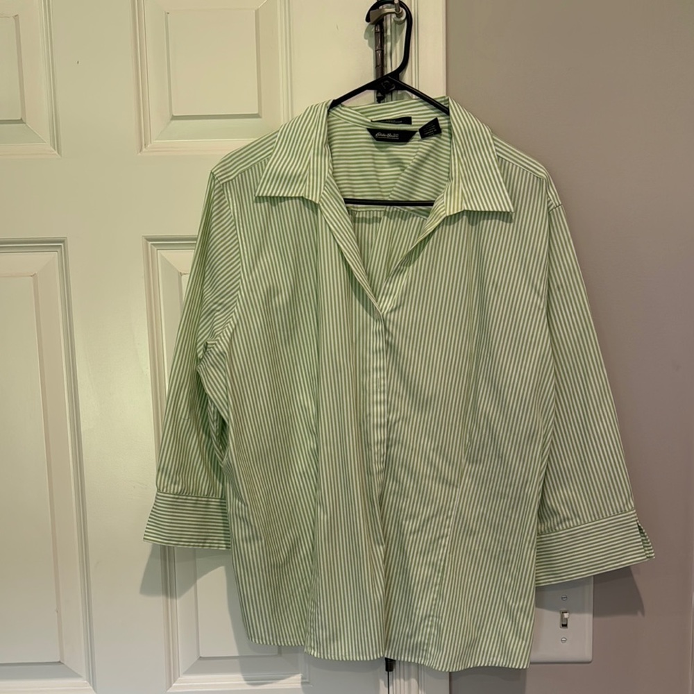 Eddie Bauer Green Casual Button Down Shirt
